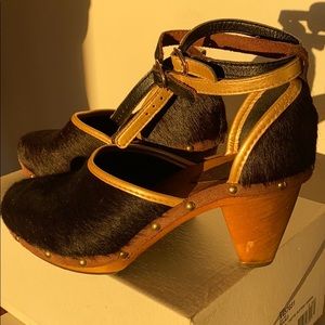 Sanita clogs